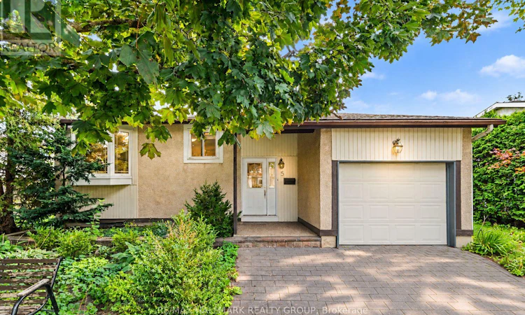 5 Lansfield Way