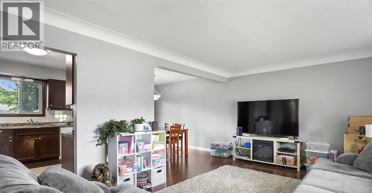 399 St. Peter Street, Lakeshore, ON, N8L 0N3 - 4