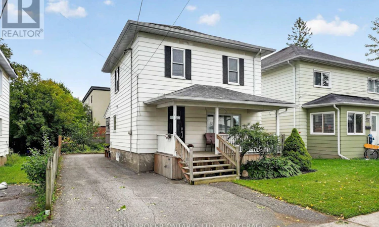 316 Fourth Street W