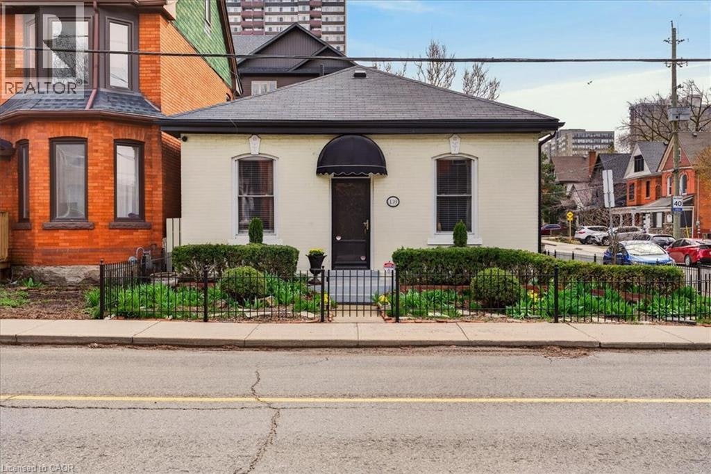 139 Queen Street S, Hamilton, ON, L8P 3S3