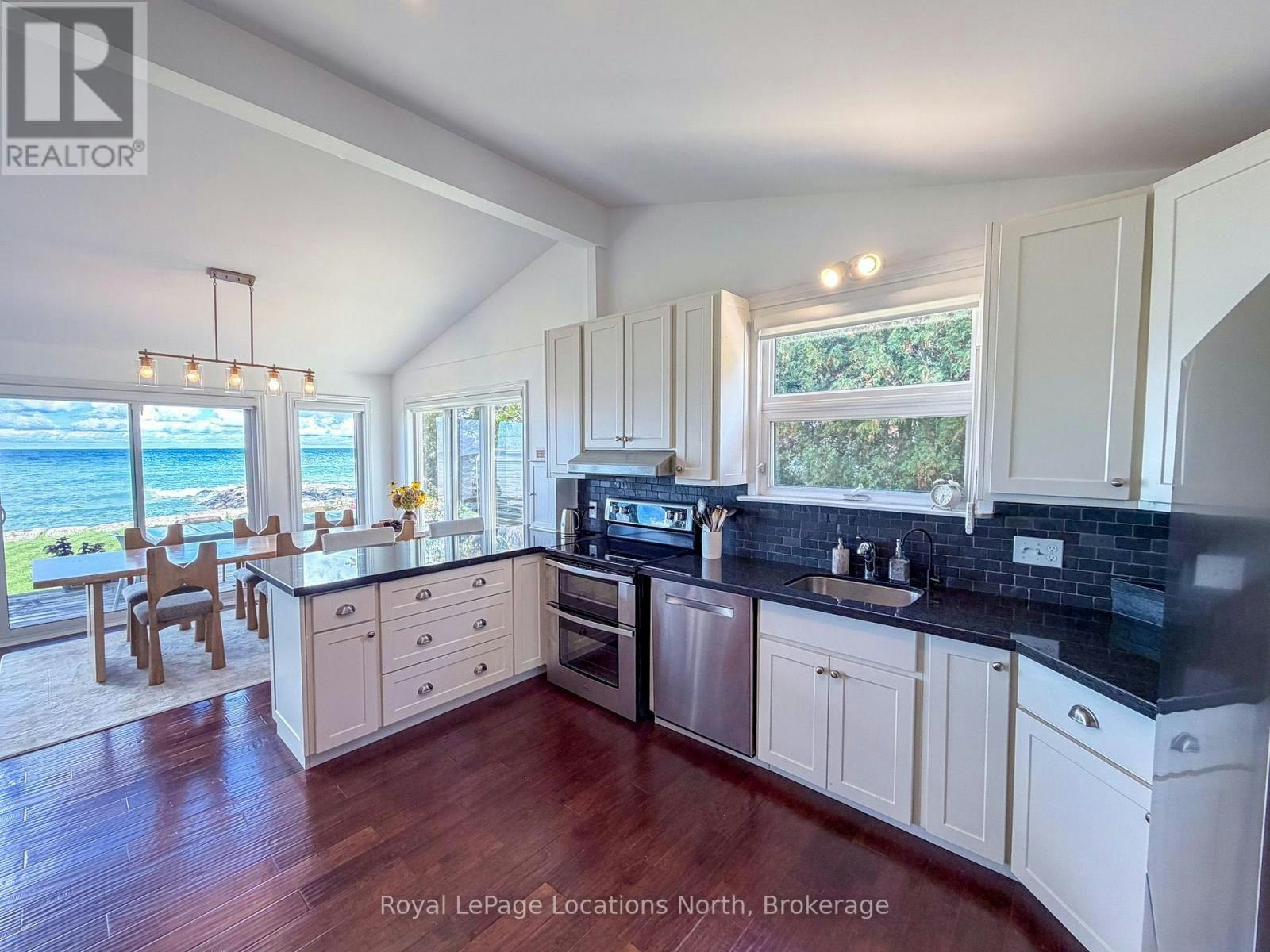 309 Sunset Boulevard, Blue Mountains, ON, N0H 2P0 - 6