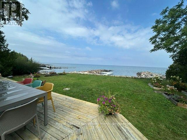 309 Sunset Boulevard, Blue Mountains, ON, N0H 2P0 - 2