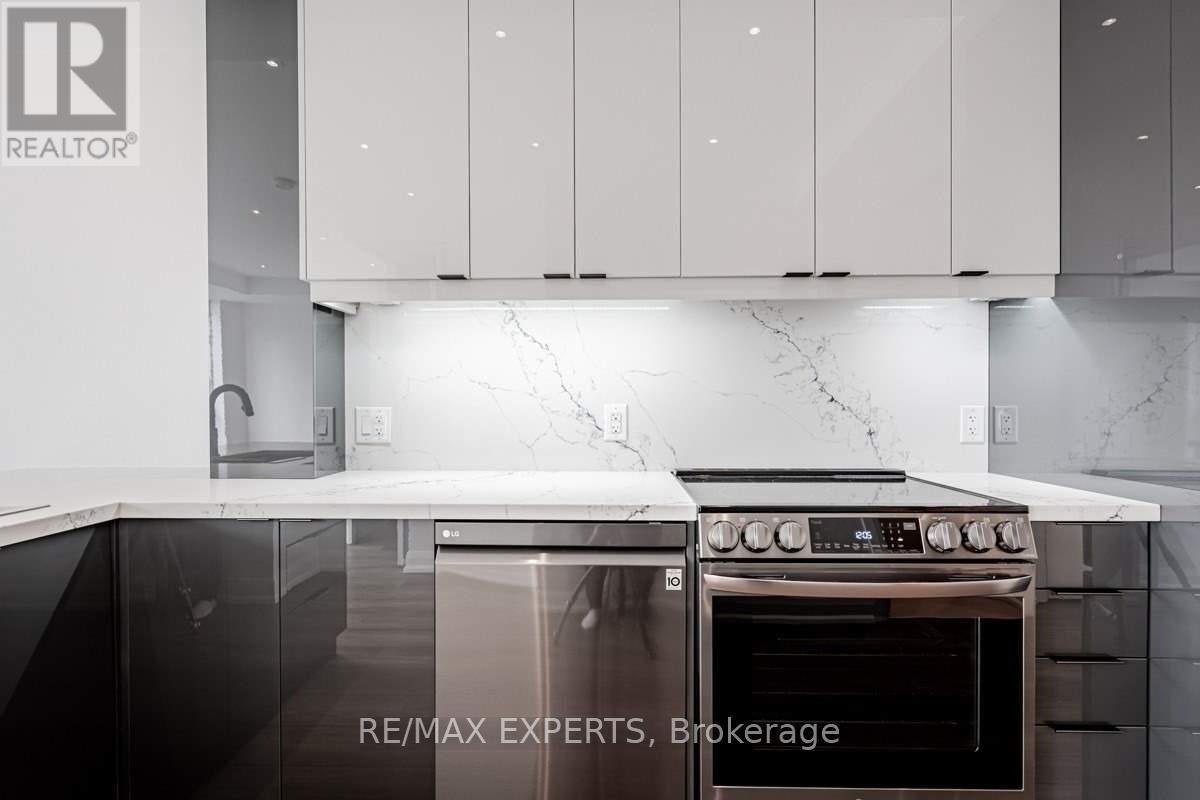 516B-18 Beverley Street, Toronto, ON, M5T 3L2 - 3