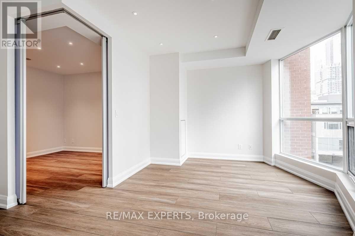 516B-18 Beverley Street, Toronto, ON, M5T 3L2 - 10