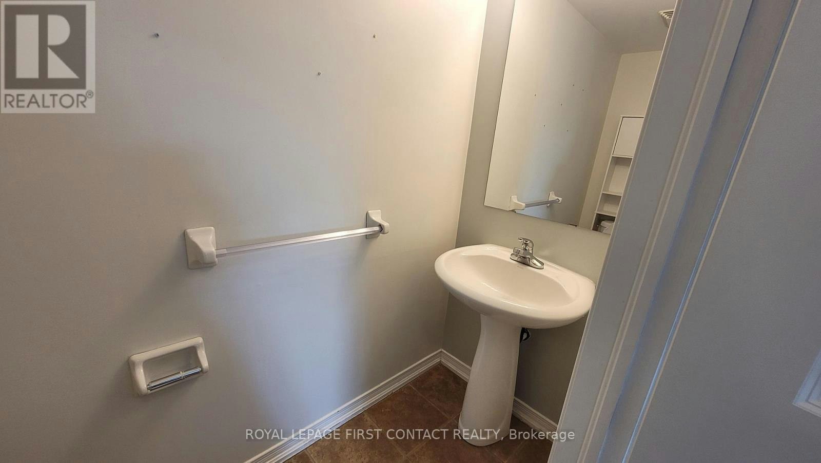 6-17 Cheltenham Road, Barrie, ON, L4M 0E7 - 6