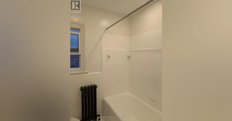 6-27 Mossom Road, Toronto, ON, M6S 1L9 - 11