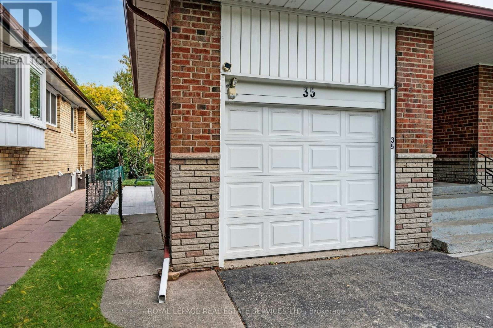 LOWER-35 Silverhill Drive, Toronto, ON, M9B 3W3 - 20