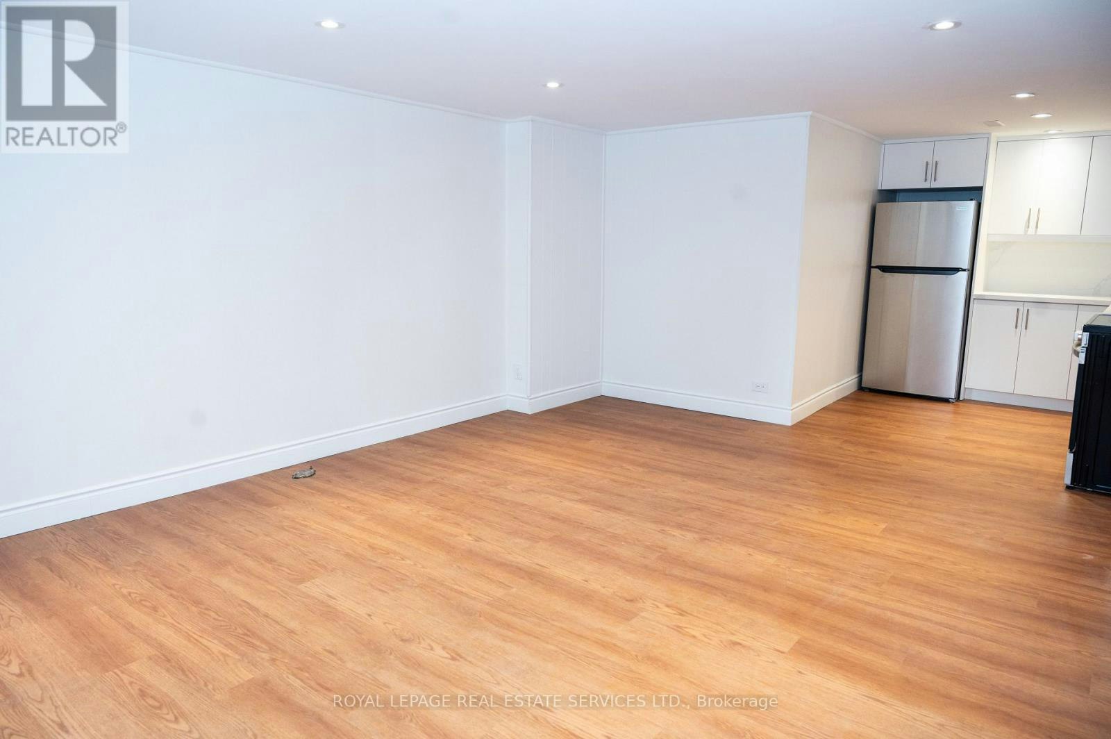 LOWER-35 Silverhill Drive, Toronto, ON, M9B 3W3 - 7