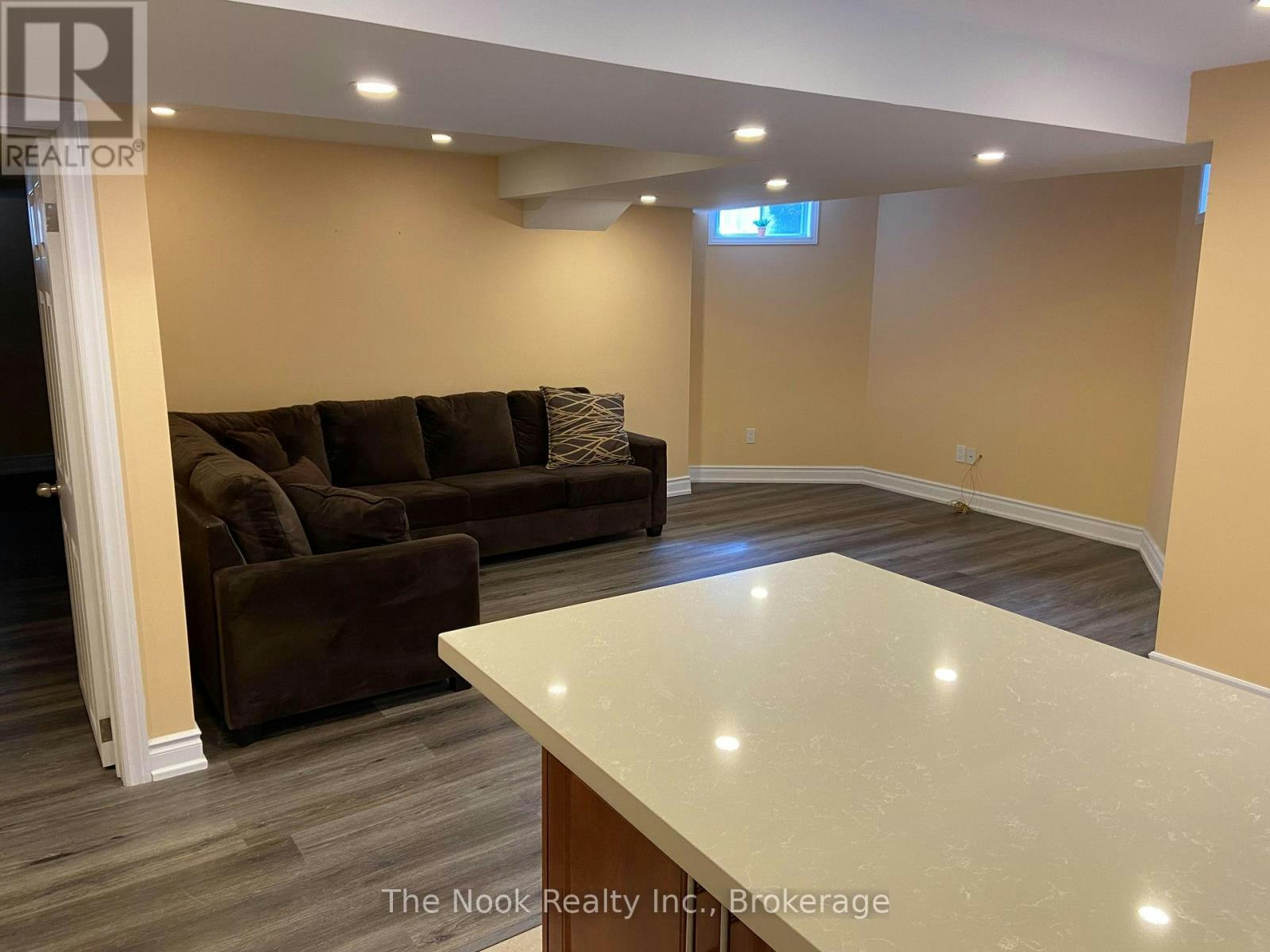 101 Glenabbey Drive, Clarington, ON, L1E 2B6 - 5