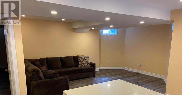 101 Glenabbey Drive, Clarington, ON, L1E 2B6 - 5