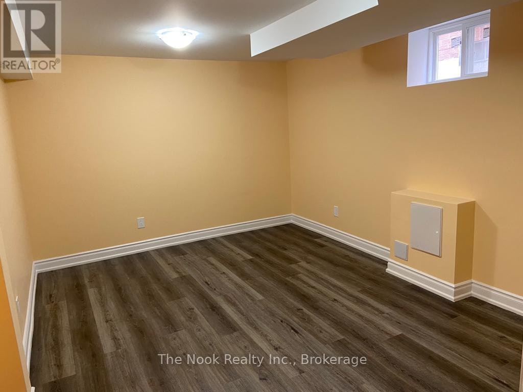101 Glenabbey Drive, Clarington, ON, L1E 2B6 - 7