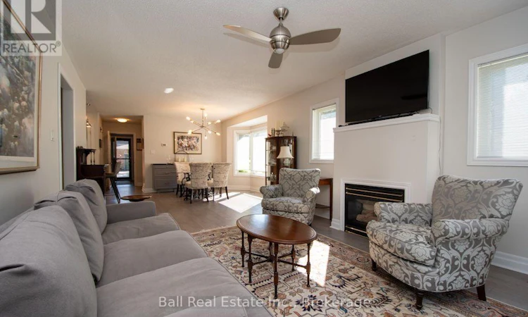 4-25 Charles Court