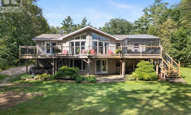 1022 Mulberry Lane
