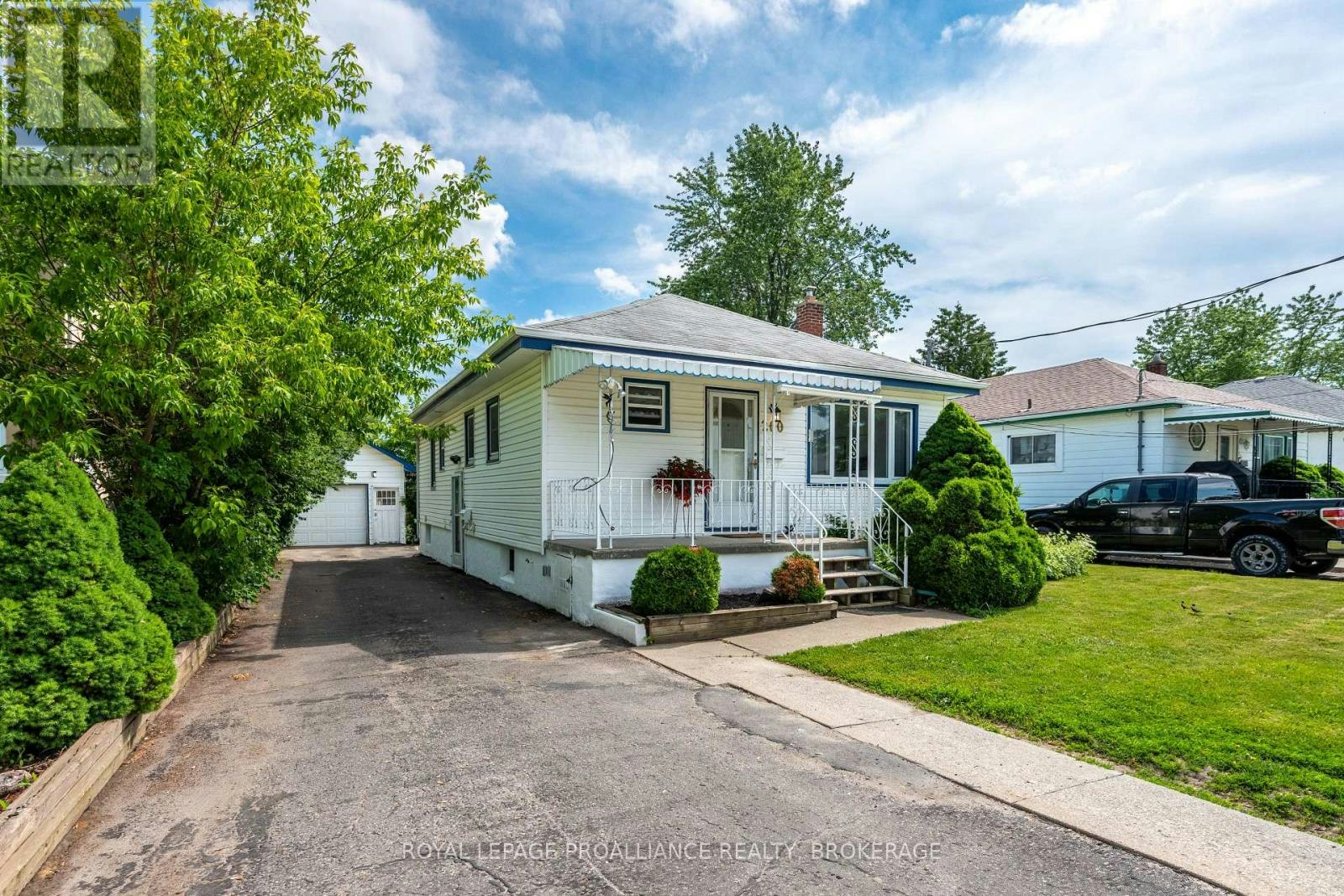 260 Elmwood Street, Kingston, ON, K7M 2Y8