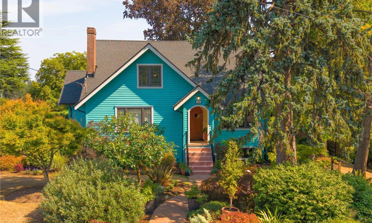 290 Vancouver Avenue