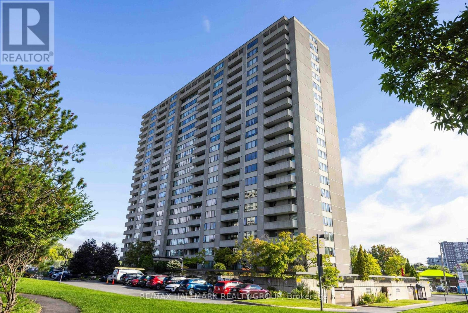 1706-2625 Regina Street, Ottawa, ON, K2B 5W8