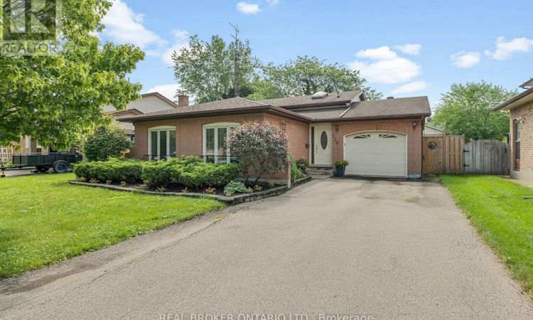 128 Melissa Crescent