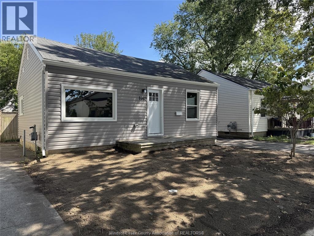 1462 Labadie, Windsor, ON, N8Y 4H1