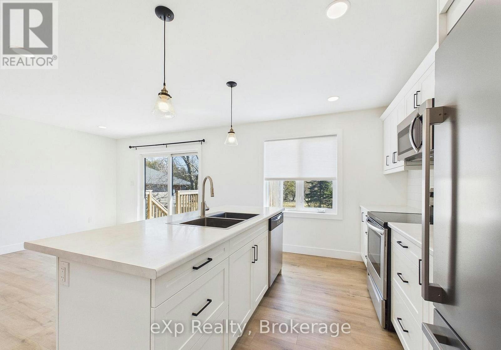 1085 Sutton Street, Kincardine, ON, N2X 2G1 - 5