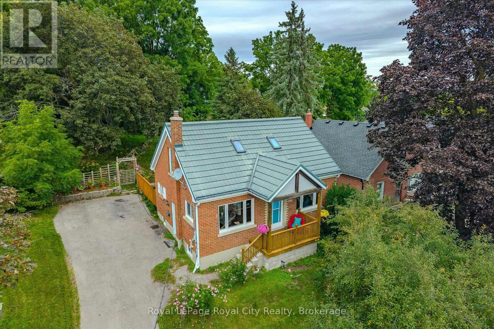 194 Grove Street, Guelph, ON, N1E 2W7