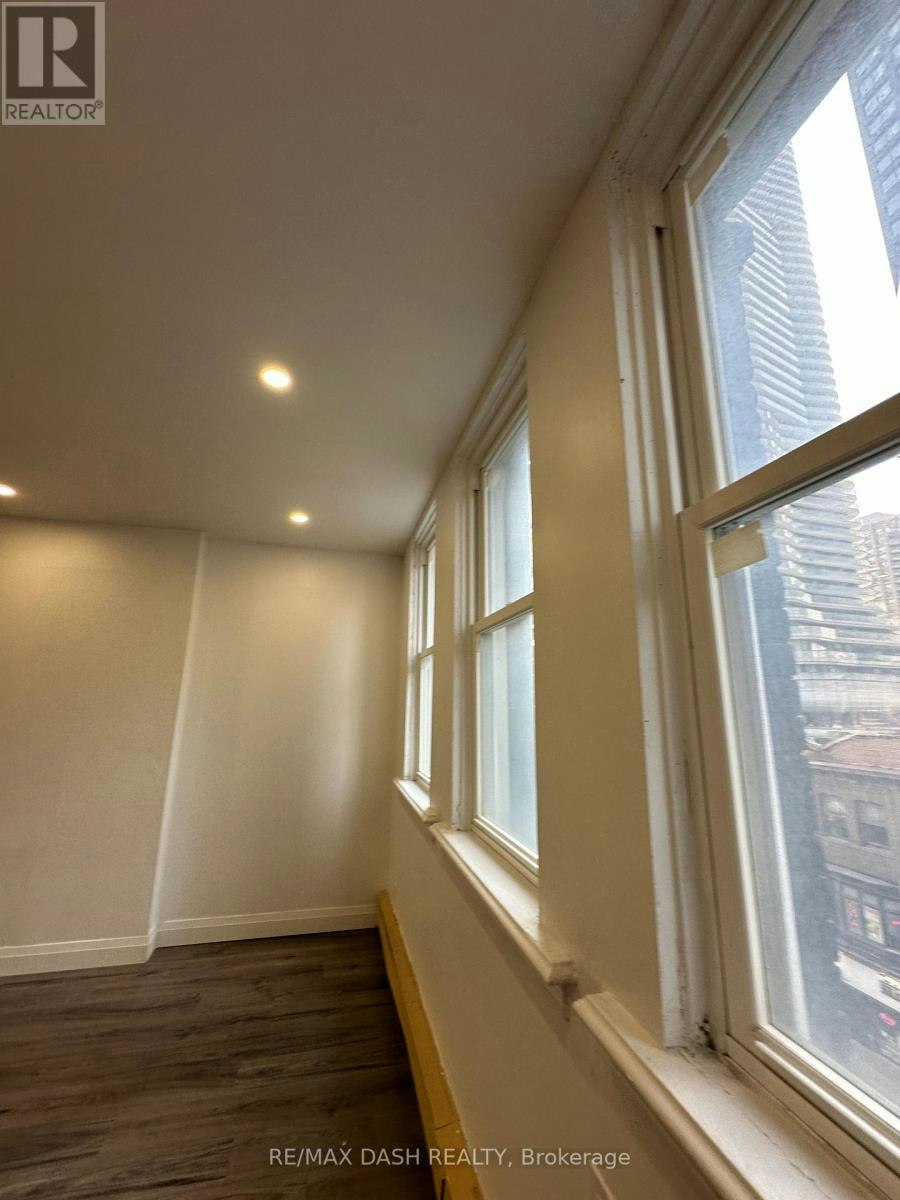 4FL-565 Yonge Street, Toronto, ON, M4Y 1Z2 - 18