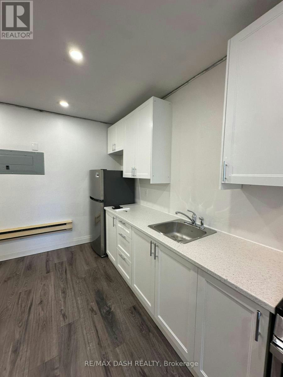 4FL-565 Yonge Street, Toronto, ON, M4Y 1Z2 - 3