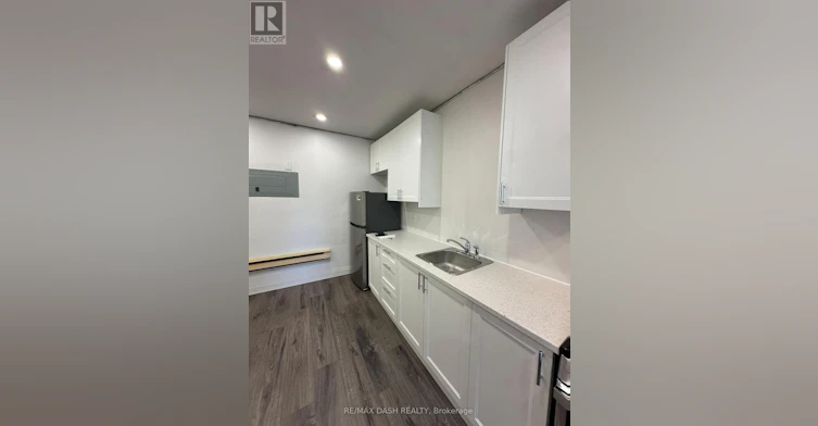 4FL-565 Yonge Street, Toronto, ON, M4Y 1Z2 - 3