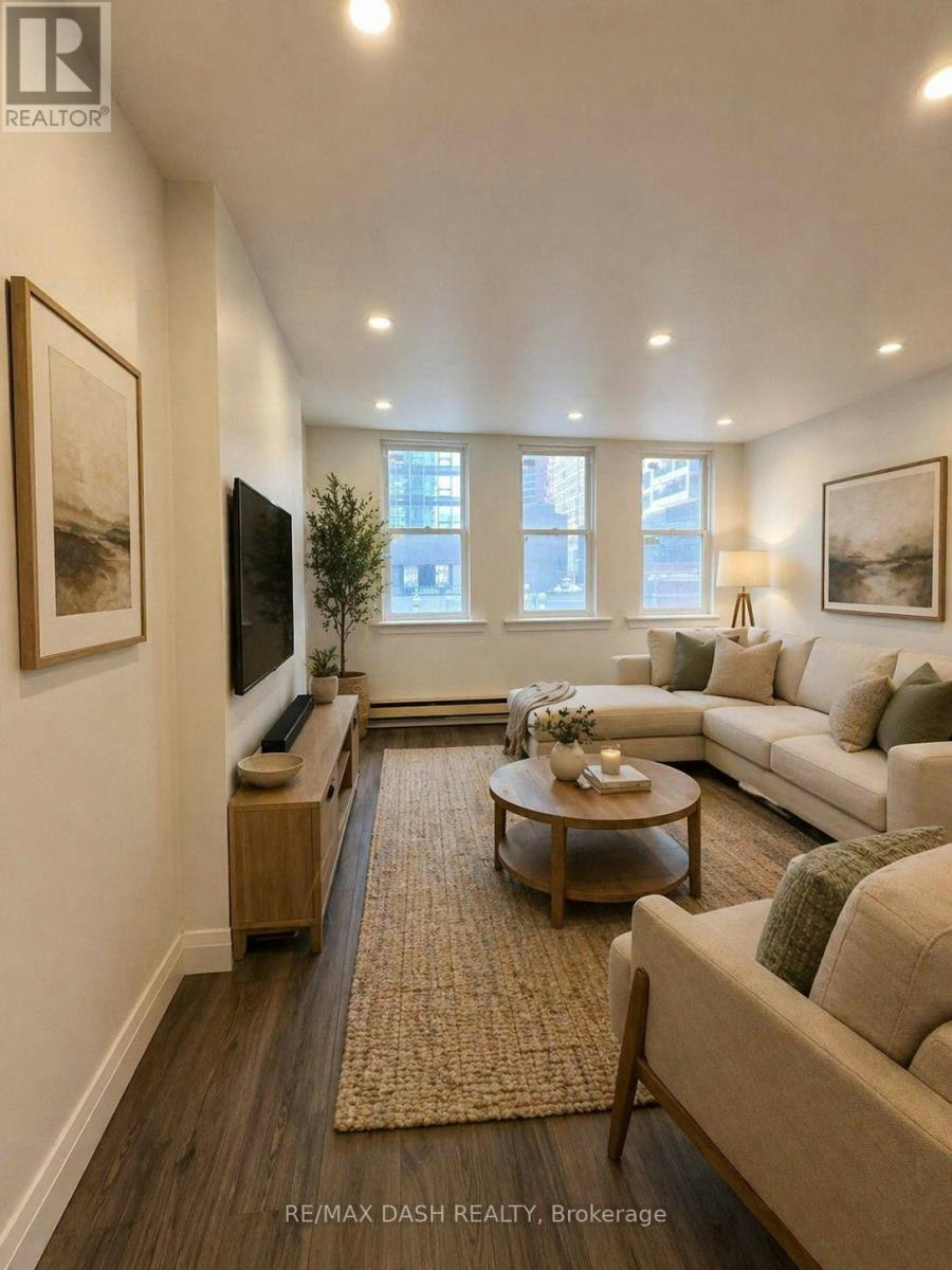 4FL-565 Yonge Street, Toronto, ON, M4Y 1Z2
