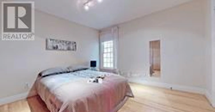 20 Bowood Avenue, Toronto, ON, M4N 1Y4 - 24