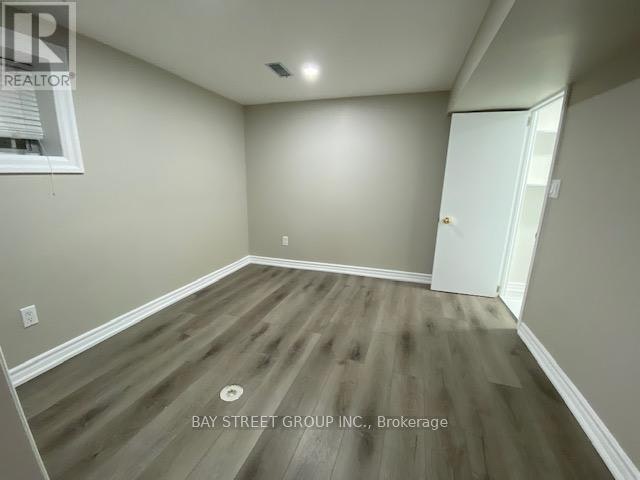 20 Bowood Avenue, Toronto, ON, M4N 1Y4 - 32