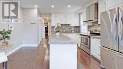 20 Bowood Avenue, Toronto, ON, M4N 1Y4 - 17