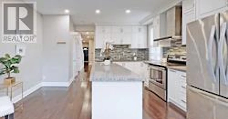 20 Bowood Avenue, Toronto, ON, M4N 1Y4 - 17