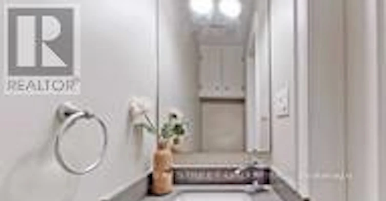 20 Bowood Avenue, Toronto, ON, M4N 1Y4 - 21