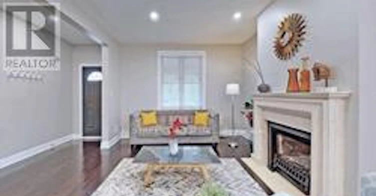 20 Bowood Avenue, Toronto, ON, M4N 1Y4 - 4