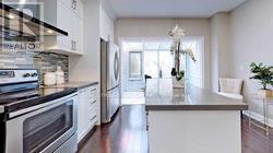 20 Bowood Avenue, Toronto, ON, M4N 1Y4 - 18