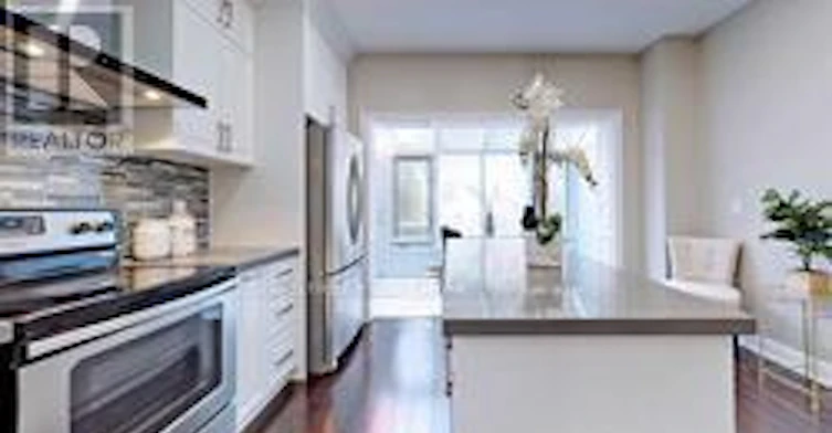 20 Bowood Avenue, Toronto, ON, M4N 1Y4 - 18