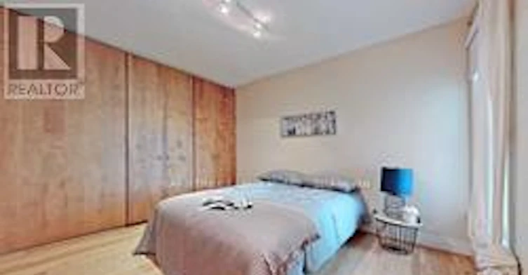20 Bowood Avenue, Toronto, ON, M4N 1Y4 - 25