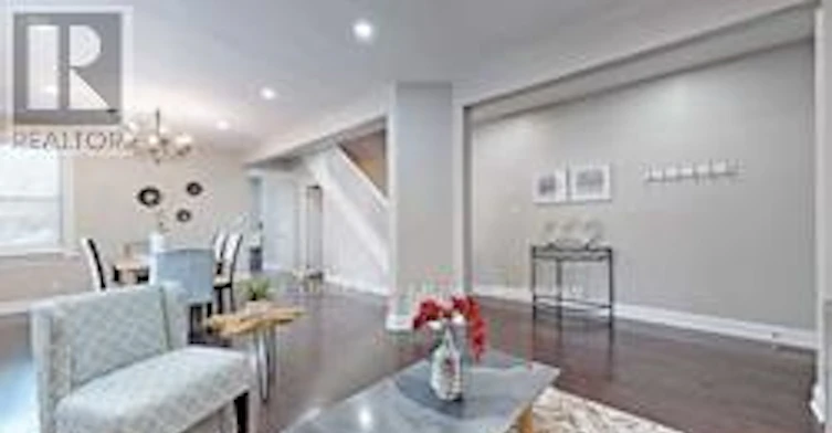 20 Bowood Avenue, Toronto, ON, M4N 1Y4 - 5