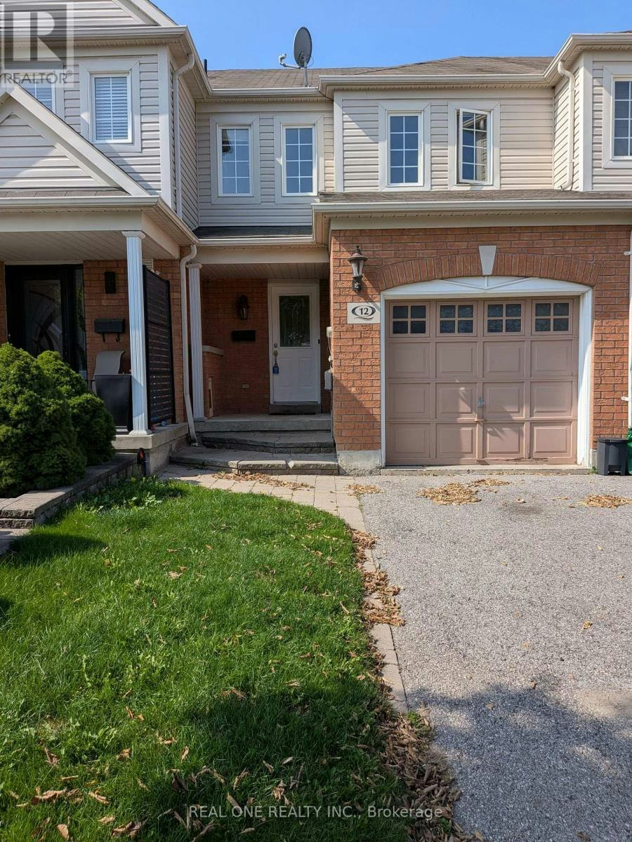 12 Bonello Crescent, Whitby, ON, L1R 3N6