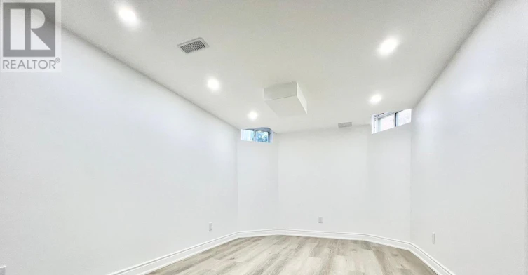 26 Whitford Road, Markham, ON, L6C 2J2 - 34