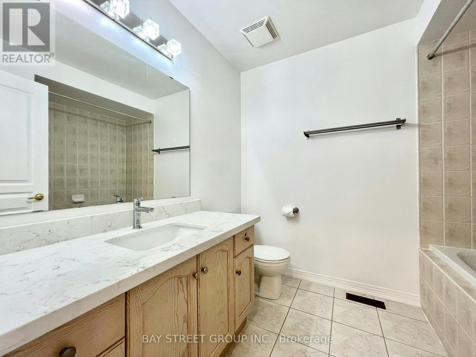 26 Whitford Road, Markham, ON, L6C 2J2 - 29
