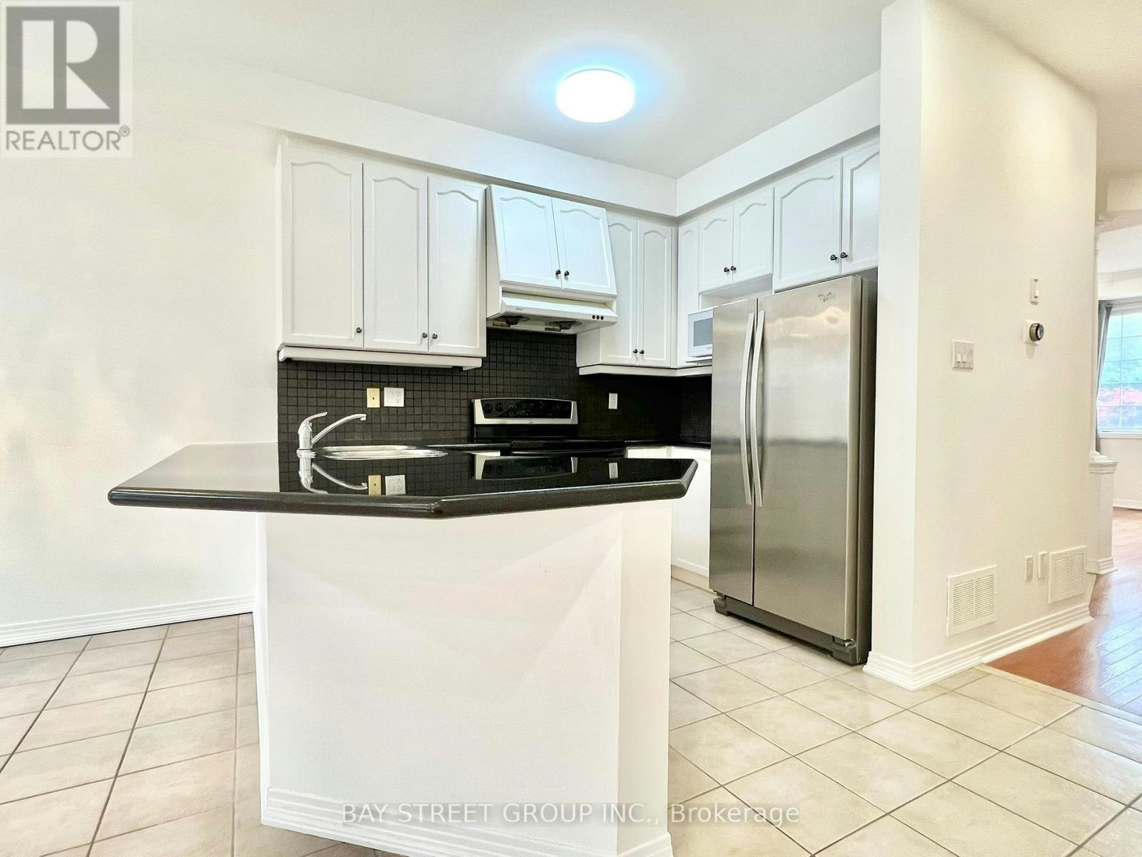26 Whitford Road, Markham, ON, L6C 2J2 - 14