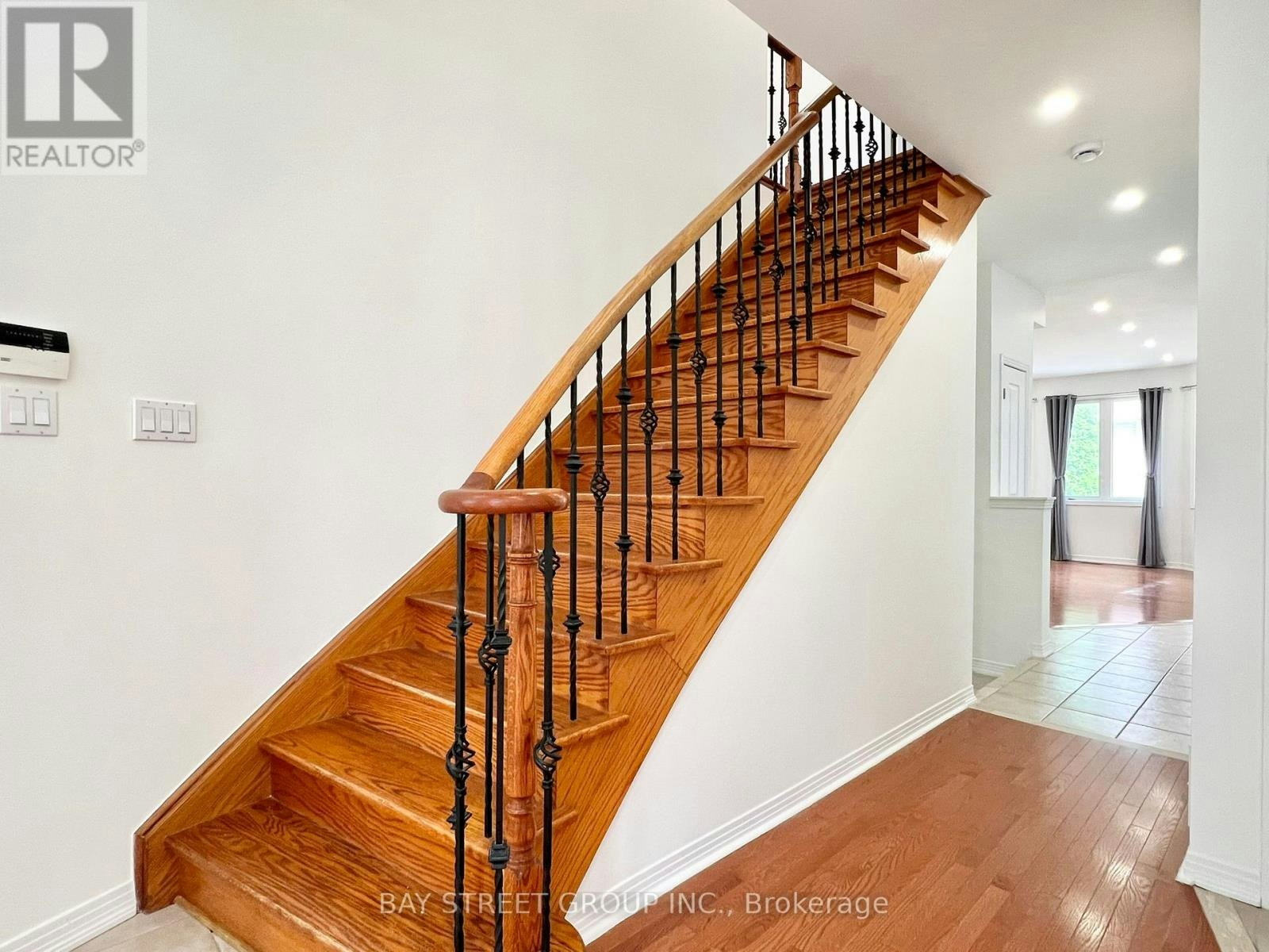 26 Whitford Road, Markham, ON, L6C 2J2 - 5