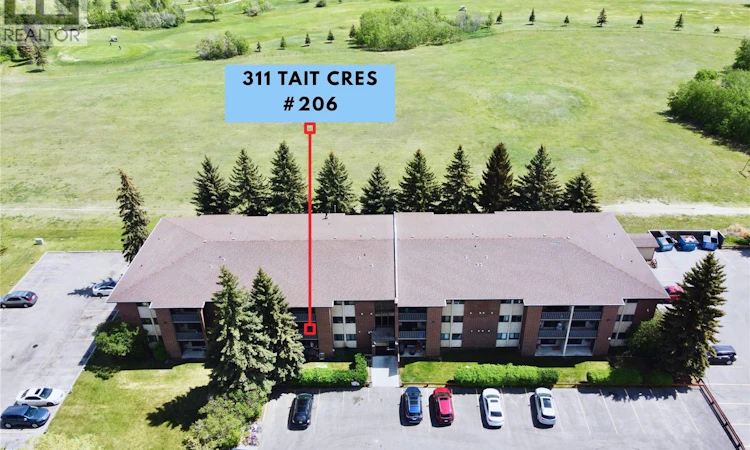 206-311 Tait Crescent