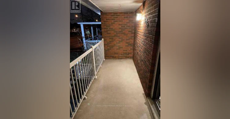 MAIN-106 Trowell Avenue, Toronto, ON, M6M 1L7 - 2
