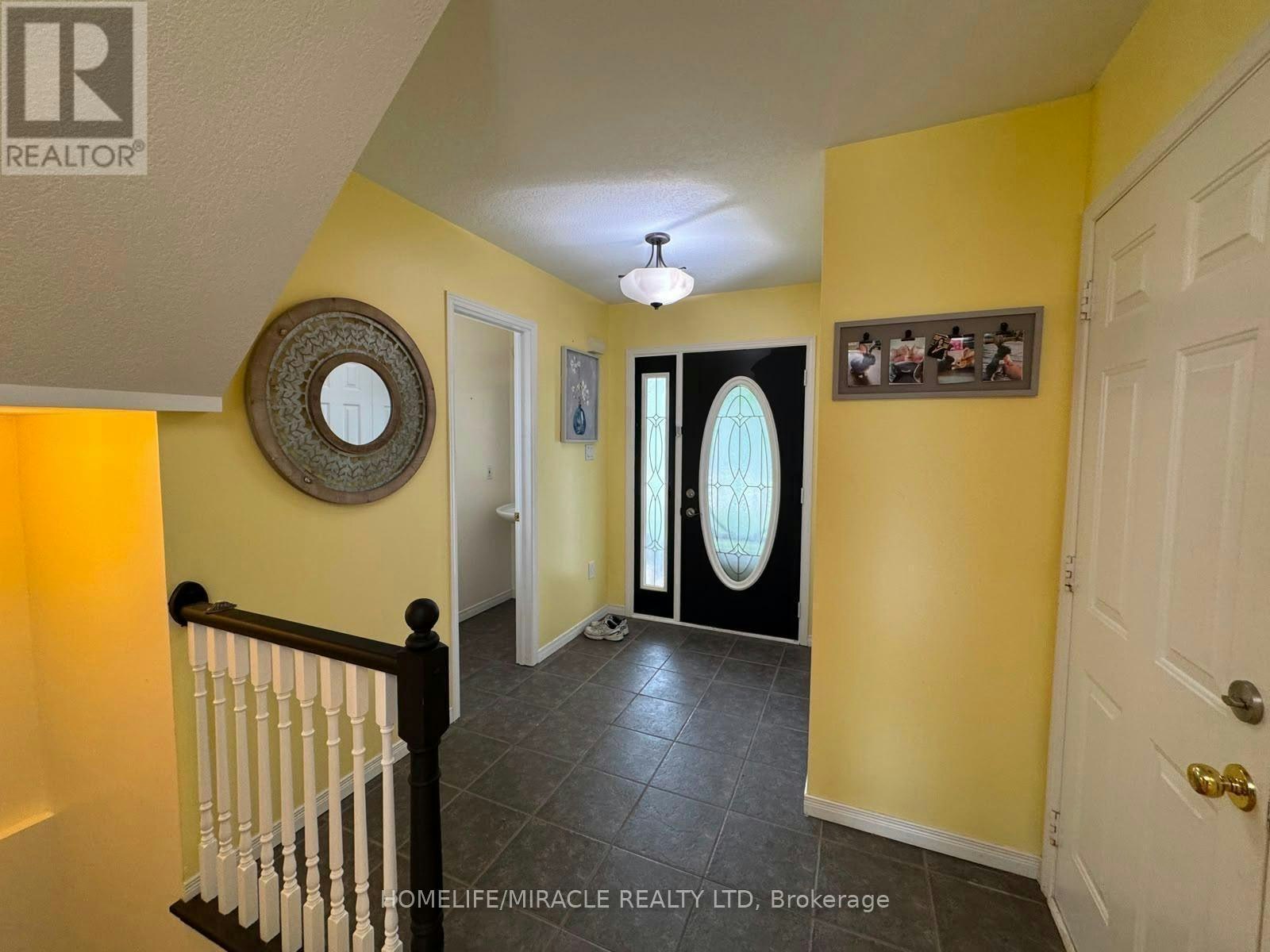 50 Buckingham Street, Orangeville, ON, L9W 5H7 - 2