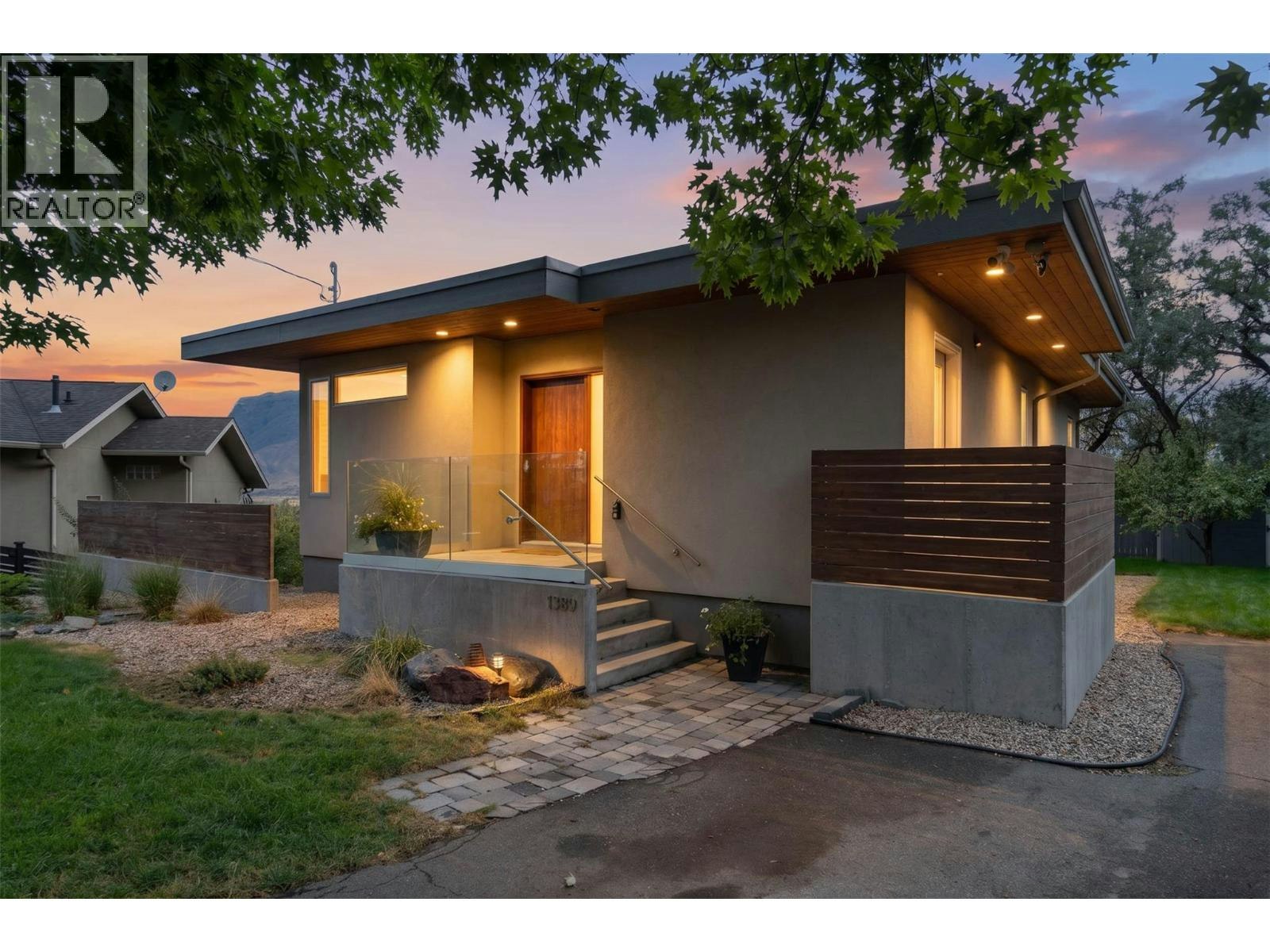 1389 Dominion Crescent, Kamloops, BC, V2C 2X2