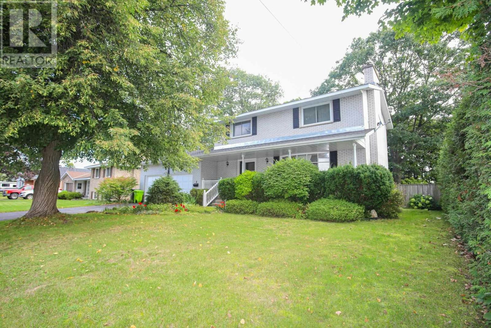 4 Silver Birch Drive, Sault Ste. Marie, ON, P6A 5S1