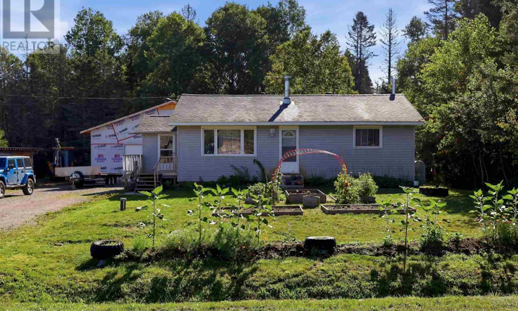 78 Maki Lake Road