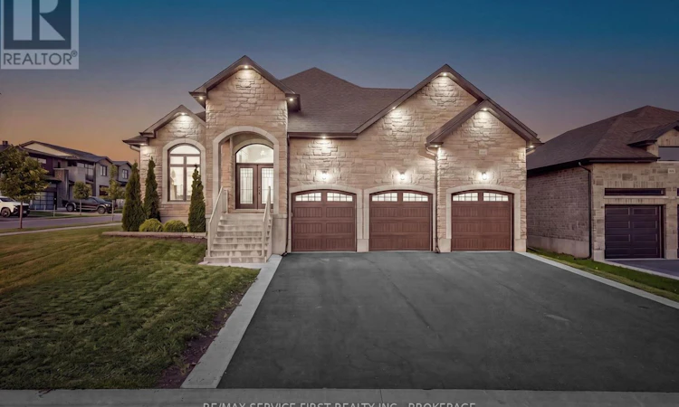 636 Mandara Drive
